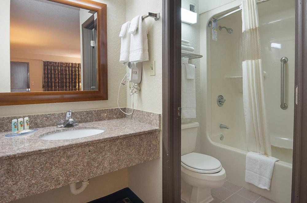 Quality Inn Commerce At I-85 מראה חיצוני תמונה