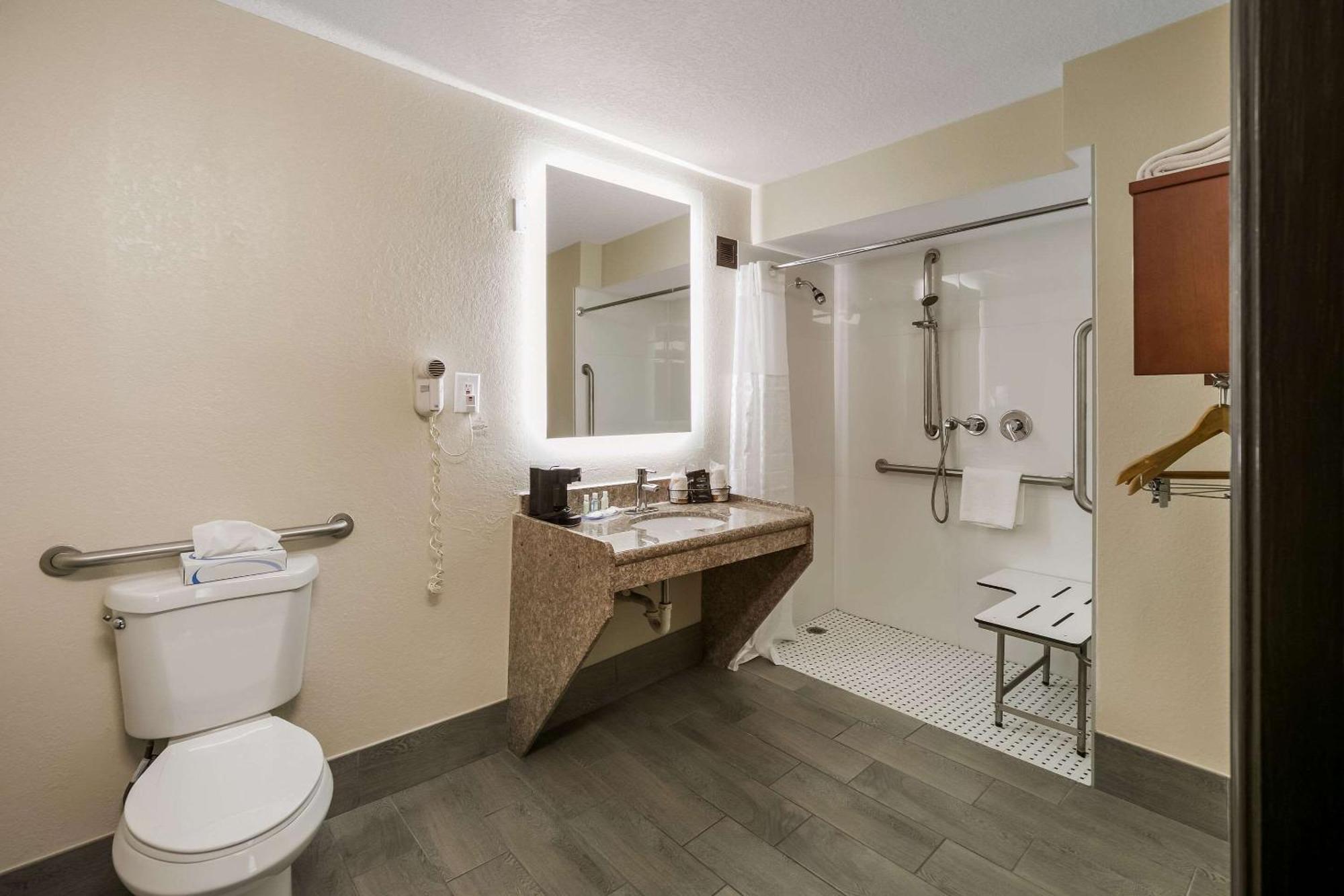 Quality Inn Commerce At I-85 מראה חיצוני תמונה