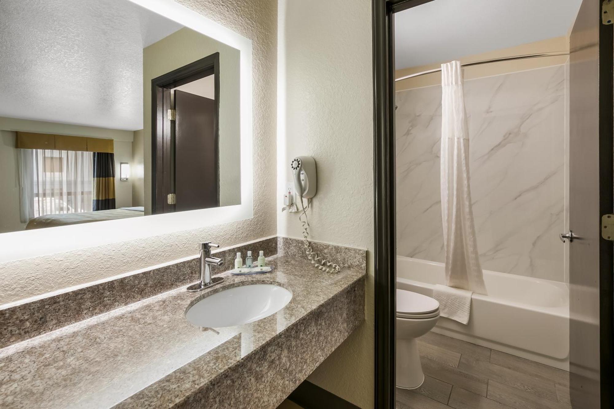 Quality Inn Commerce At I-85 מראה חיצוני תמונה
